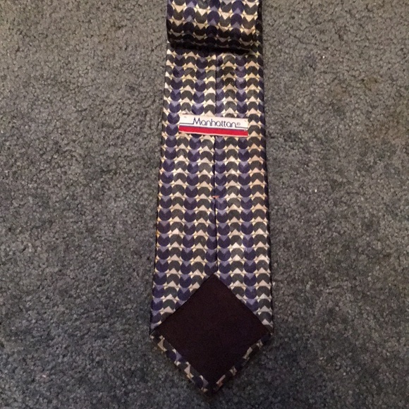 Men’s Manhattan tie - Picture 2 of 3